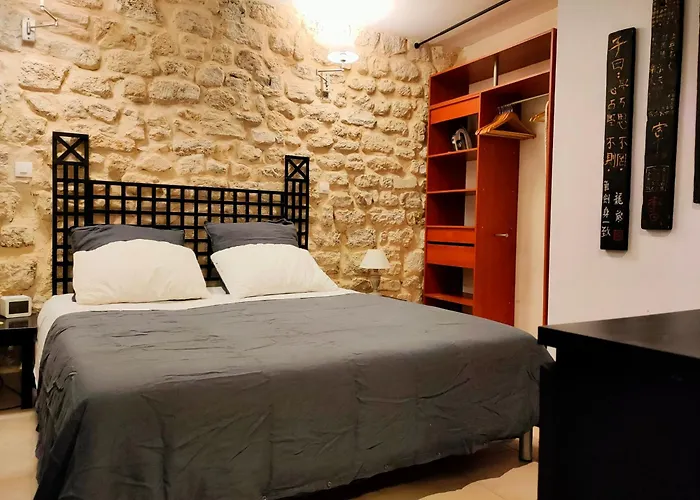 Clair Et Lumineux Au Centre De 파리