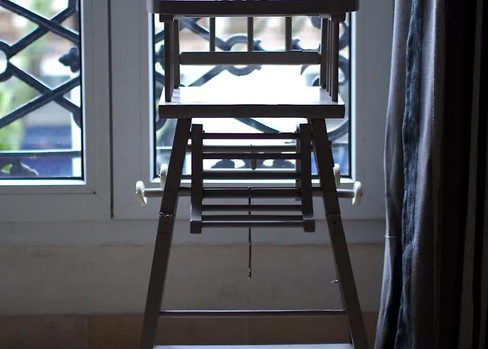 Clair Et Lumineux Au Centre De 아파트